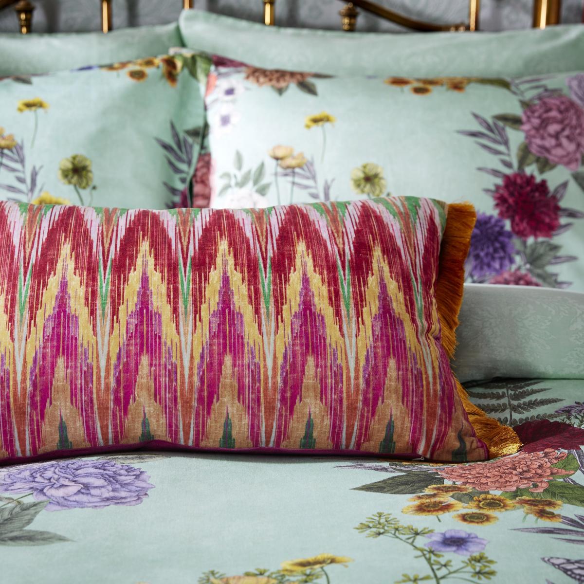 Matthew Williamson Ikat Rectangle Feather Filled Cushion Pink – image 3