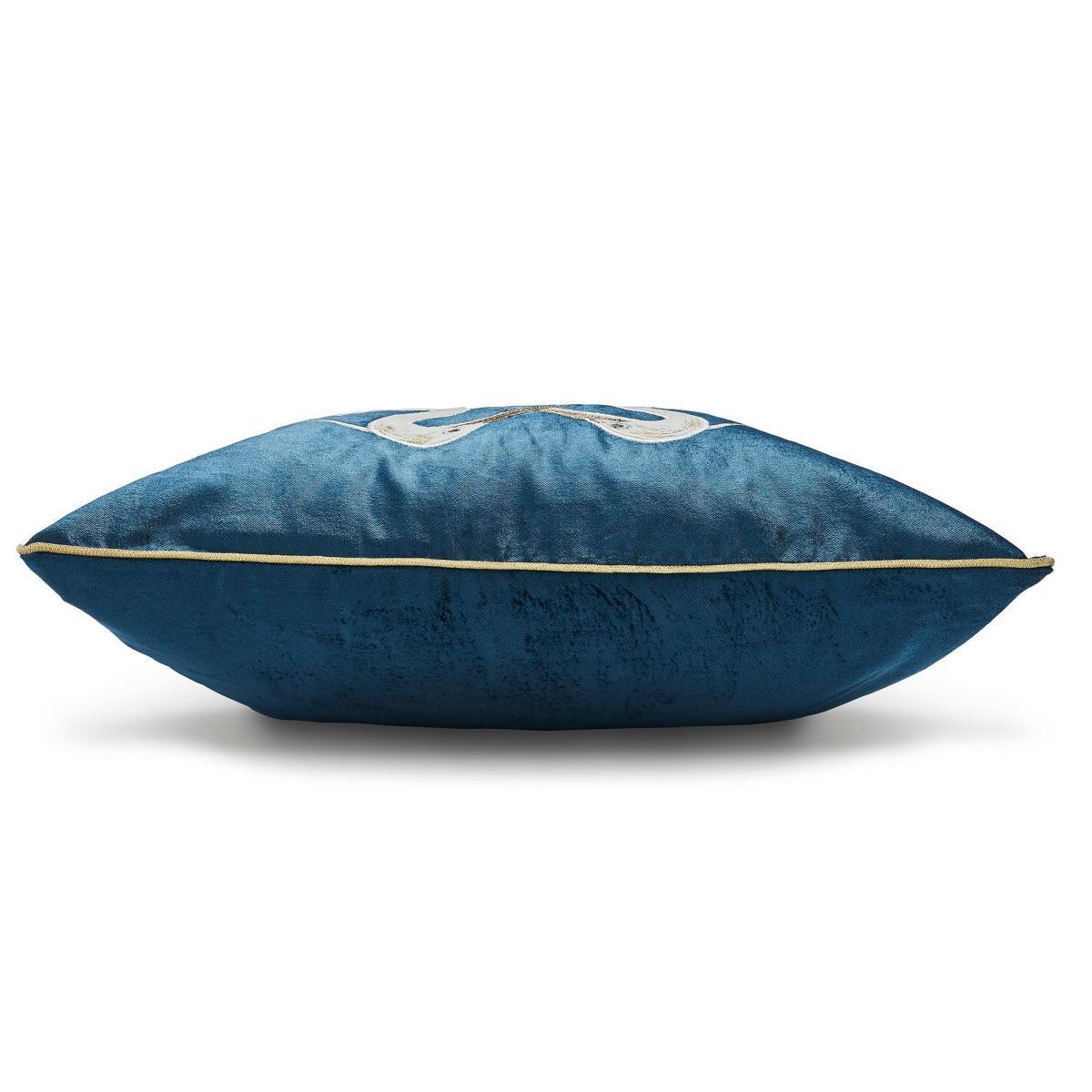 Teal Heron Cushion Teal (Blue) – image 3