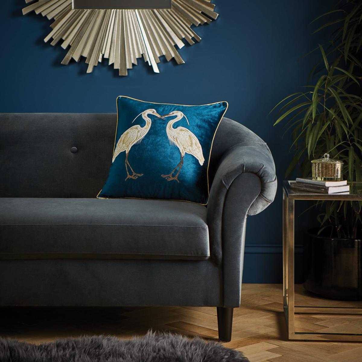 Teal Heron Cushion Teal (Blue) – image 5
