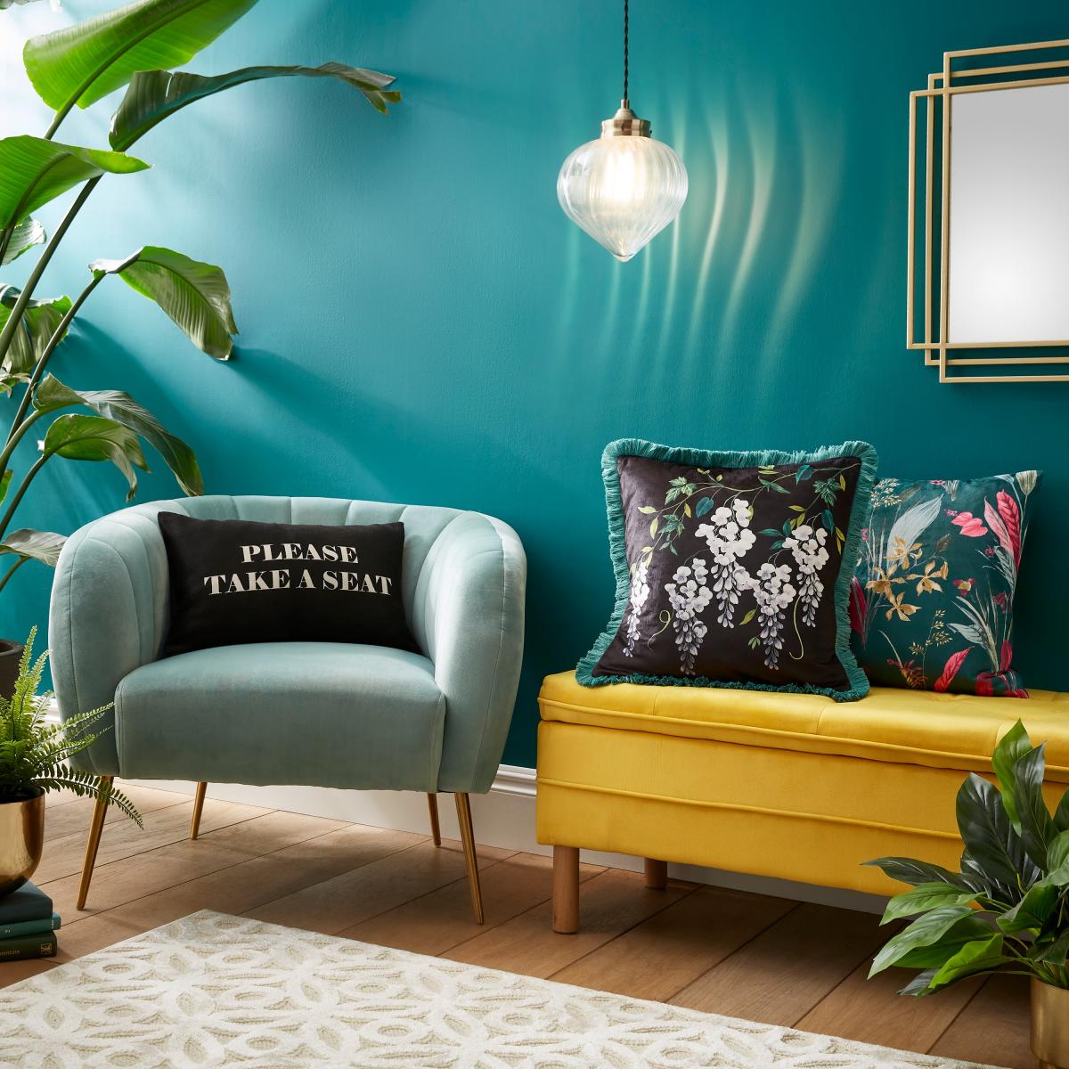 Take a Seat Tapestry Cushion Black – image 3
