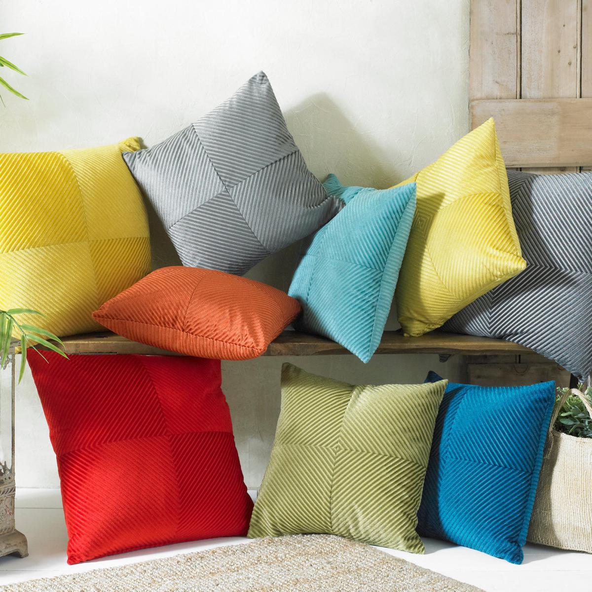 Paoletti Large Infinity Honey Textured Cushion Yellow – image 3