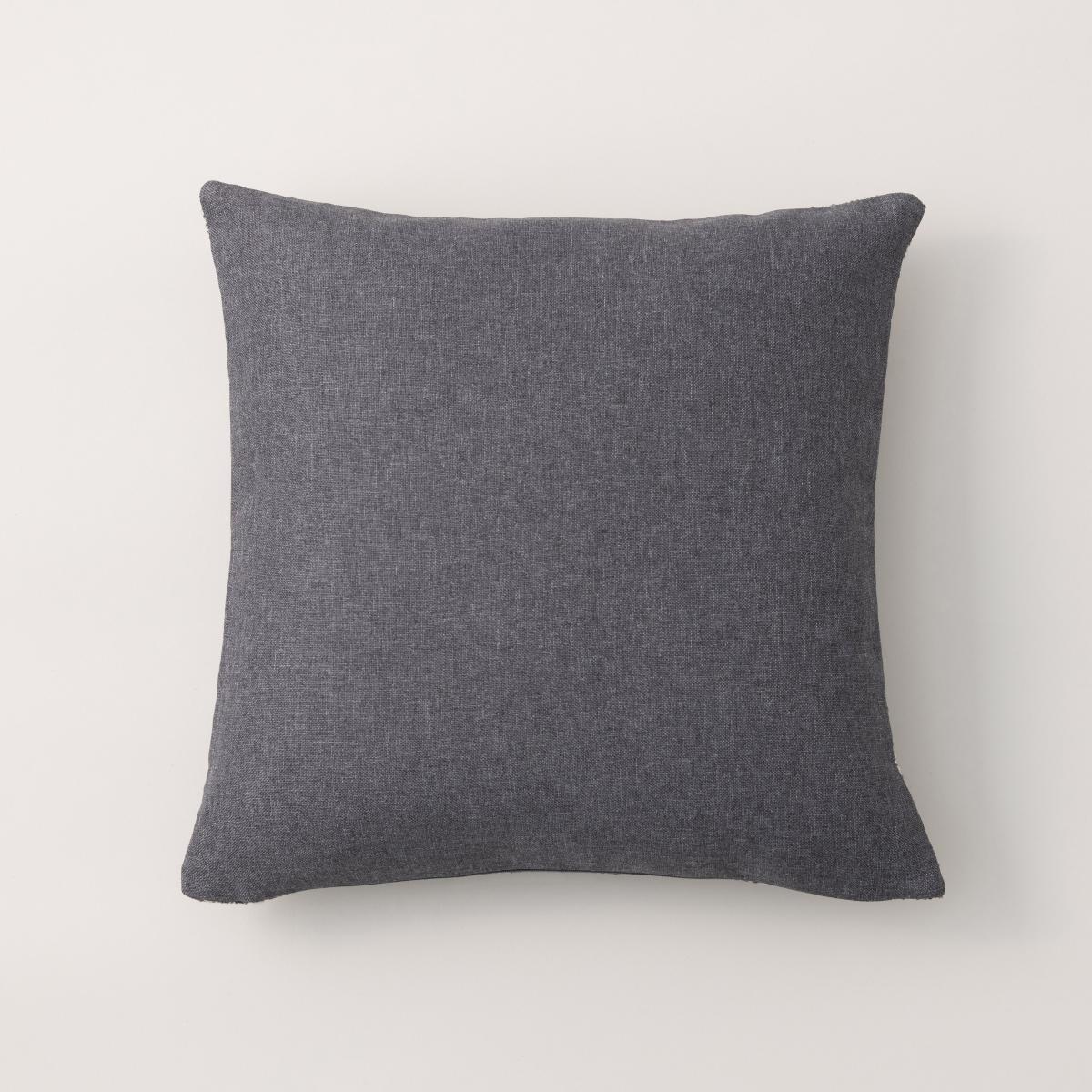 Chunky Tweed Boucle Cushion Black/White – image 5