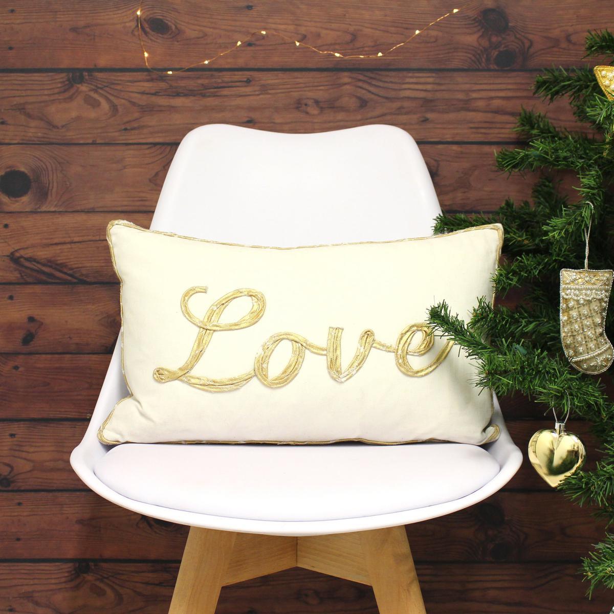 Christmastide Love Gold Cushion Gold – image 2
