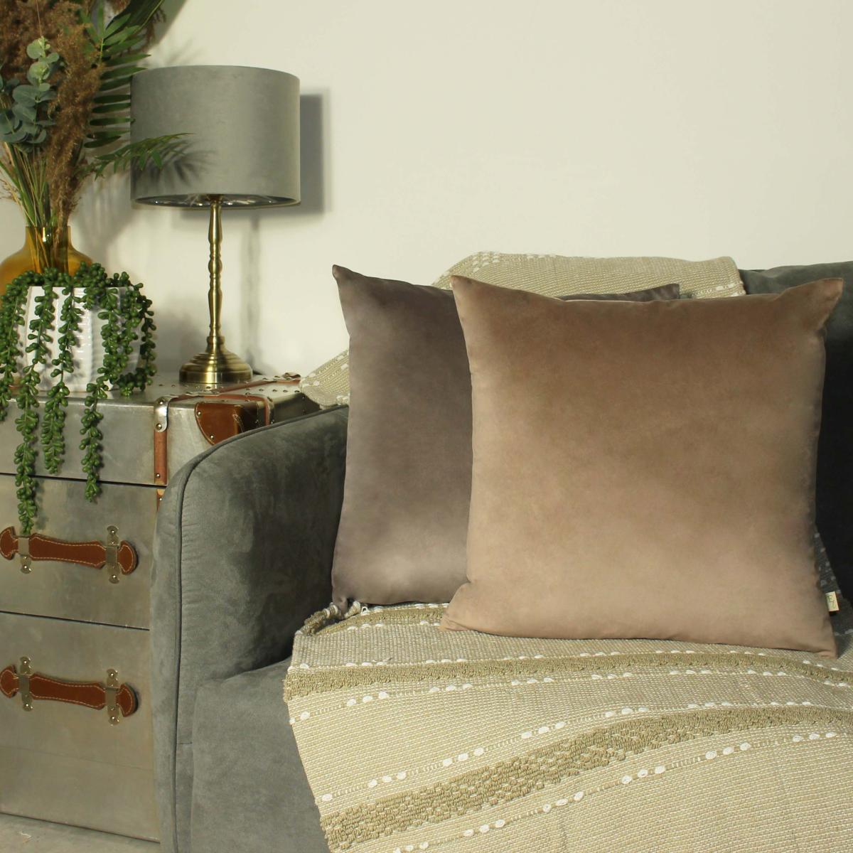 Evans Lichfield Opulent Velvet 2 Pack Cushions Ceder Brown/Biscuit Brown – image 4