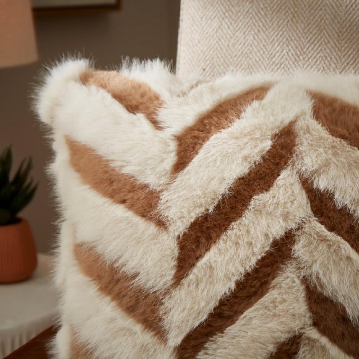 Global Chevron Fur Square Cushion – image 2