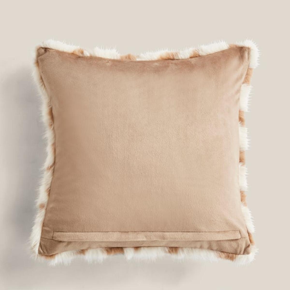 Global Chevron Fur Square Cushion – image 4