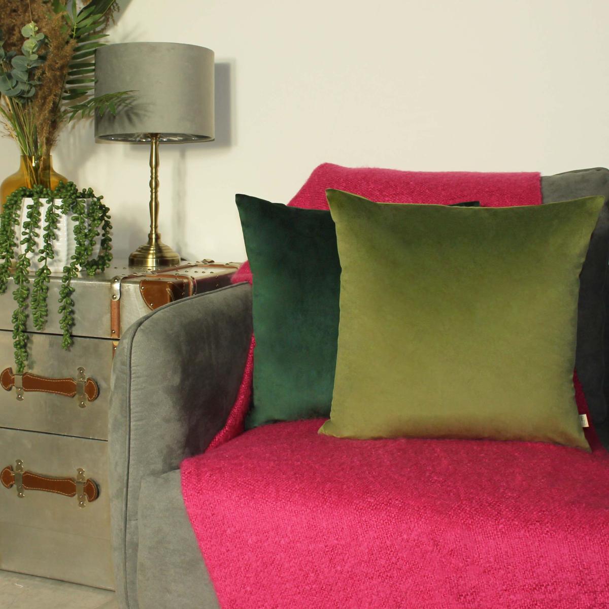 Evans Lichfield Opulent Velvet 2 Pack Cushions Olive Green/Bottle Green – image 4
