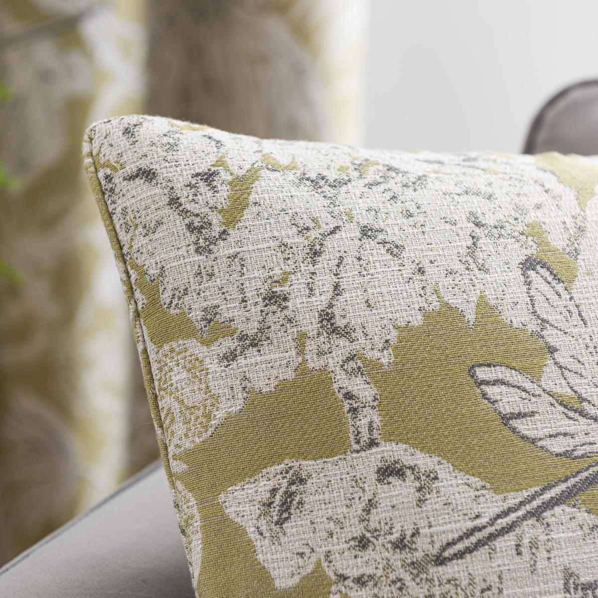 Darwin Green Cushion Green/White – image 2