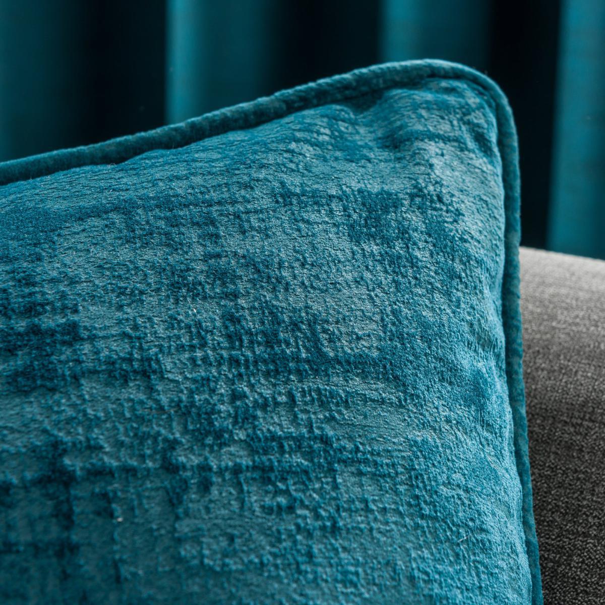 Ruben Velvet Teal Cushion Teal (Blue) – image 2