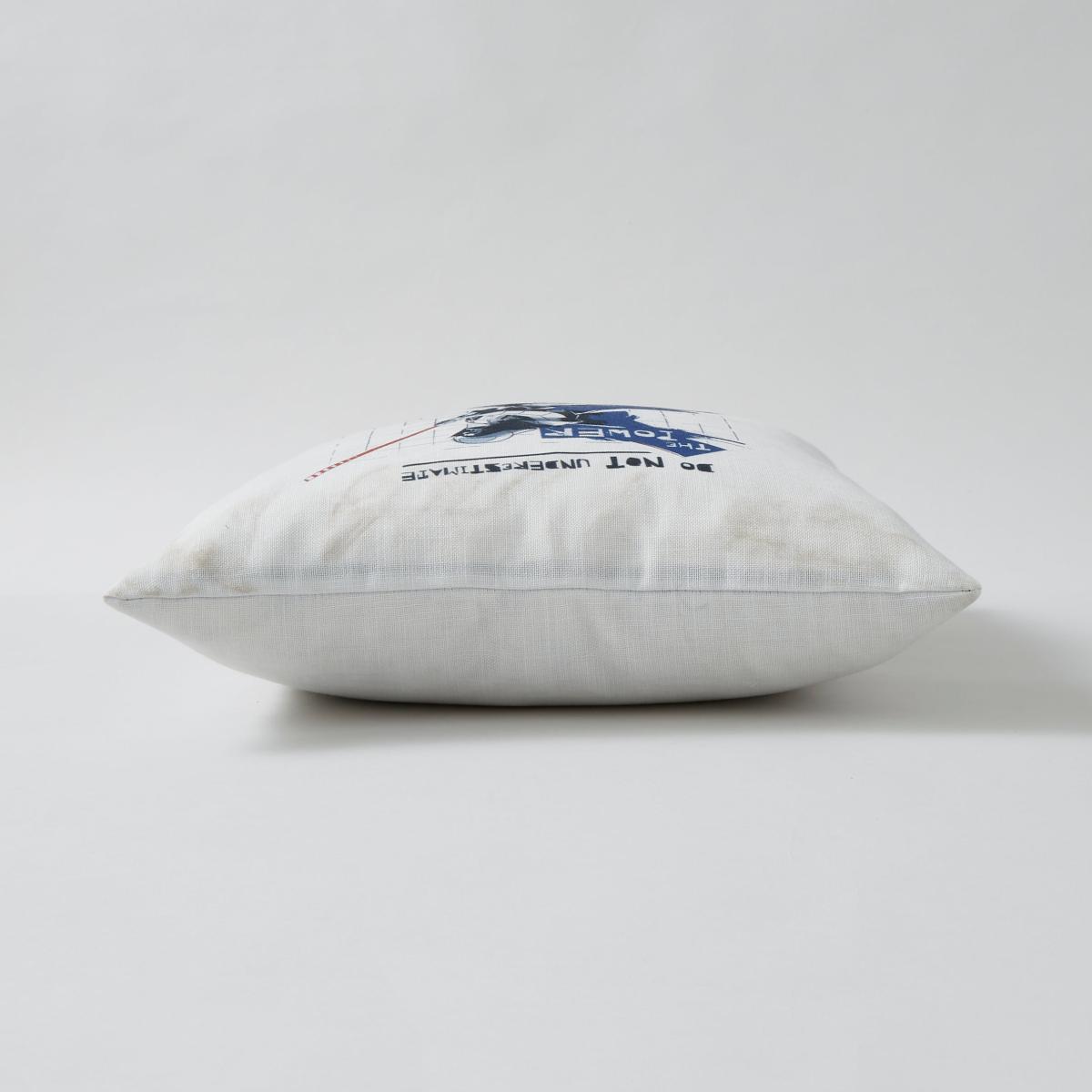 Star Wars Dark Side Cushion White – image 3