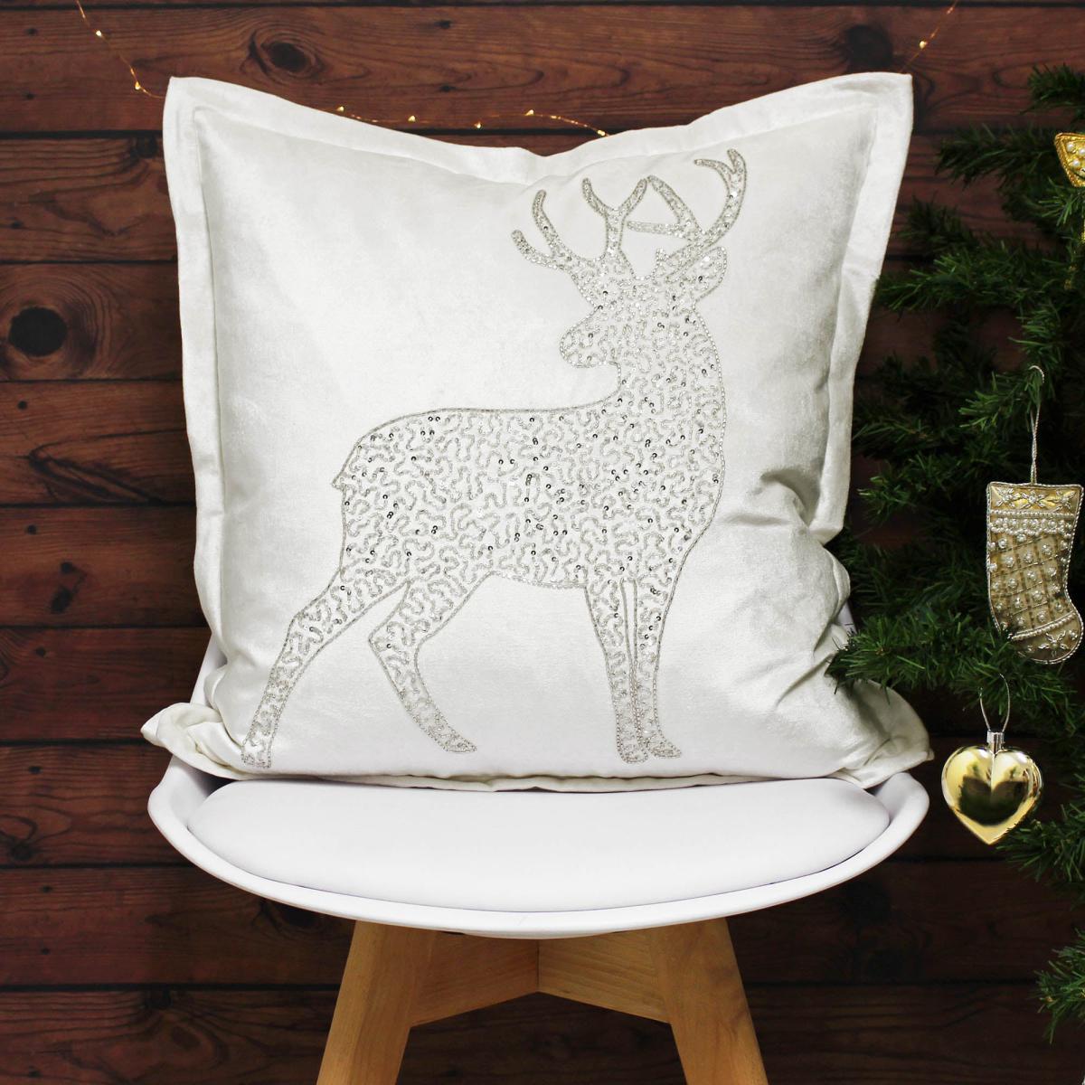 Wonderland Prancer White Cushion White – image 2