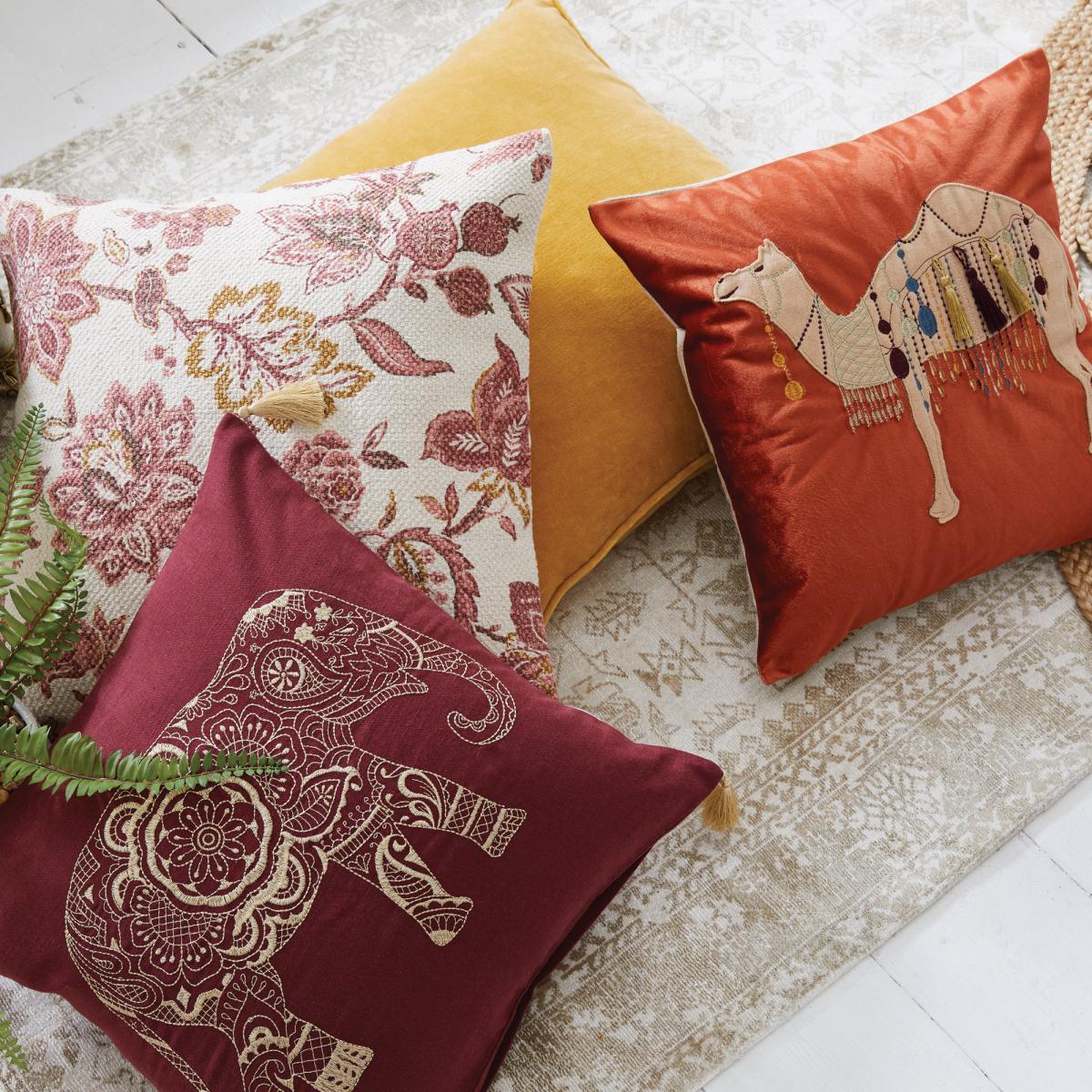 Austin Cushion Yellow – image 4