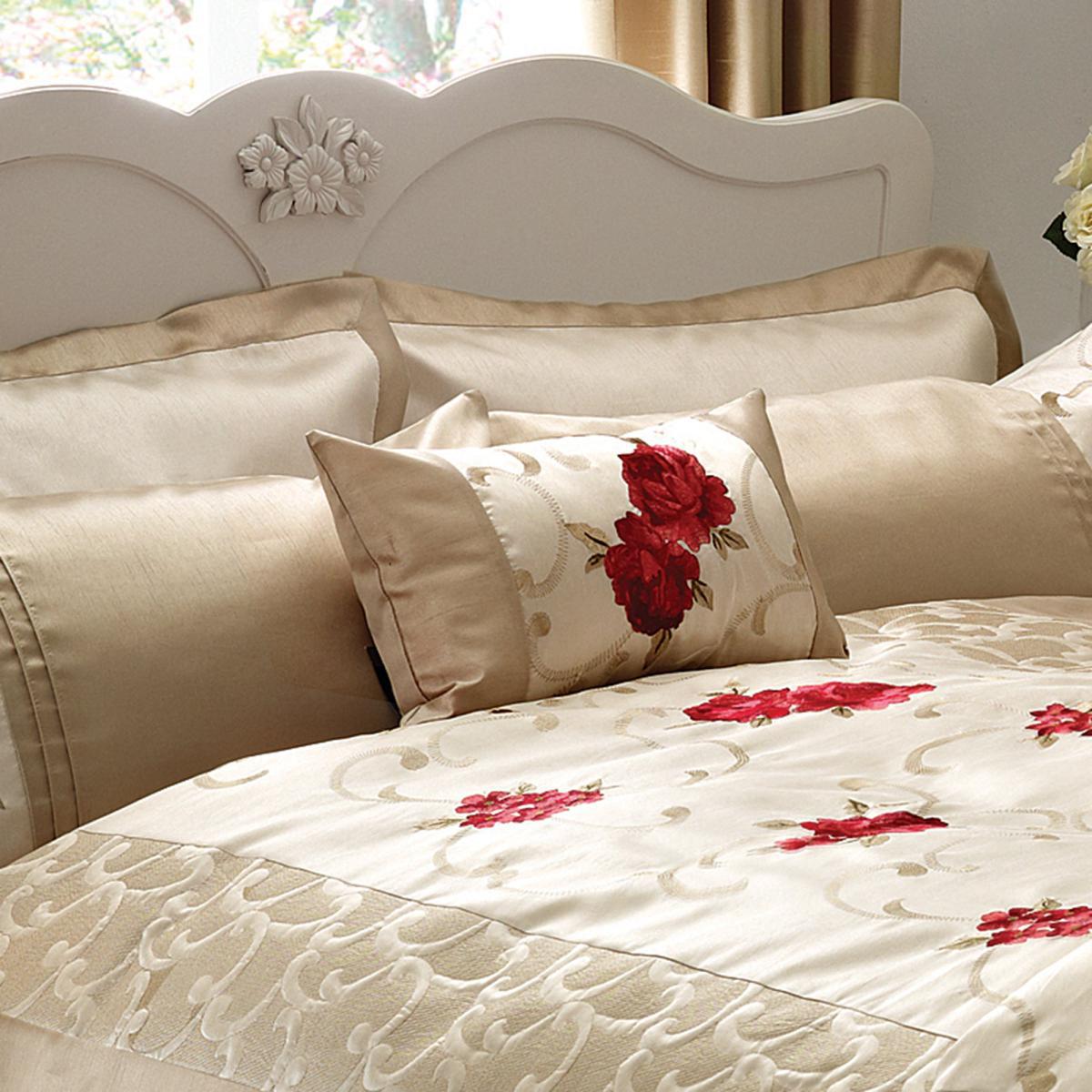 Juliet Red Cushion Red – image 4