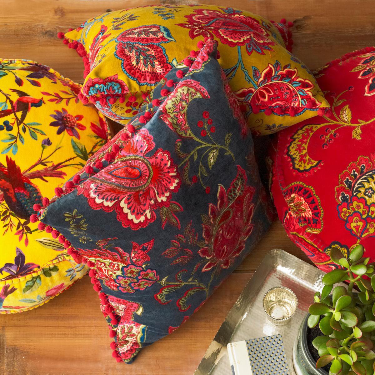 Paoletti Paradise Yellow Velvet Bird Cushion Yellow – image 4