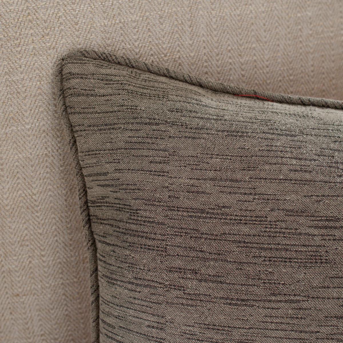 Morocco Red Cushion Red – image 5