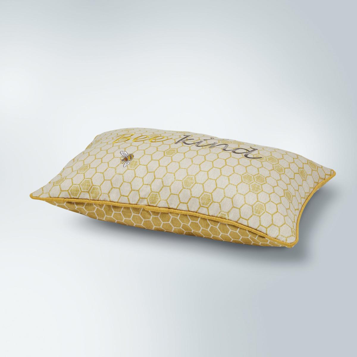 Bee Kind Cushion Natural Natural – image 3