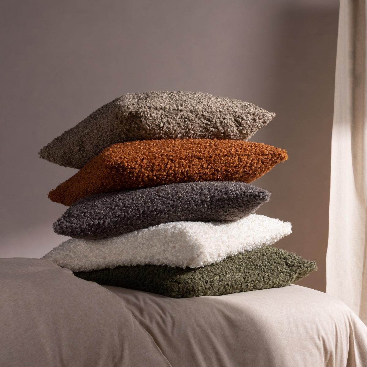 Yard Cabu Square Cushion – image 5