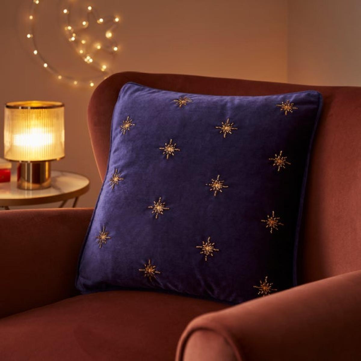 Purple Crushed Velvet Embroidered Stars Square Cushion – image 1