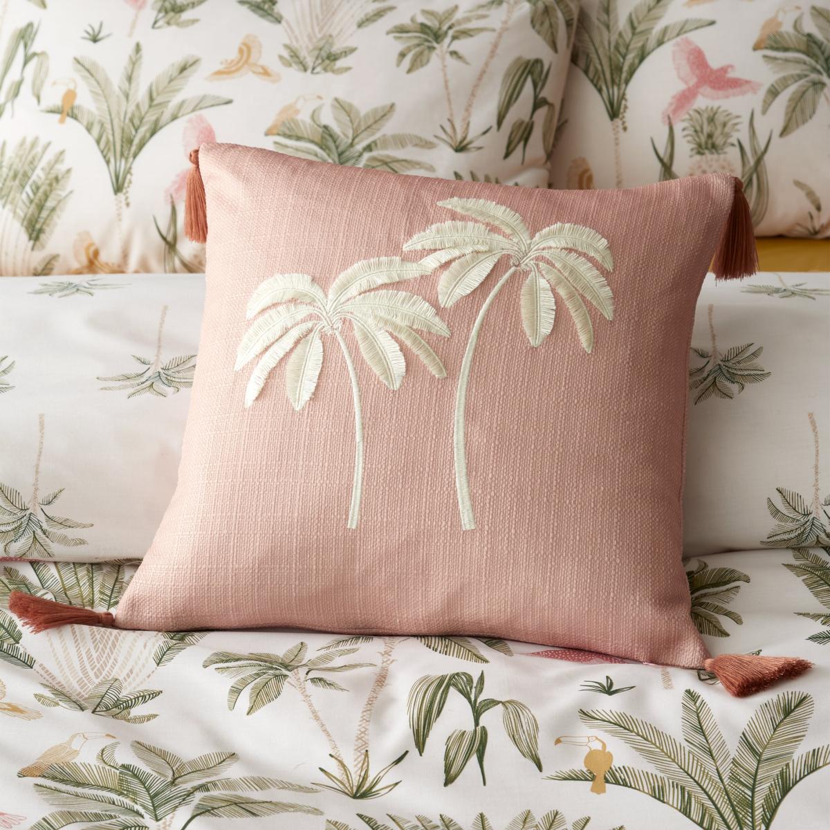 Catherine Lansfield Paradiso Palm Cushion – image 1