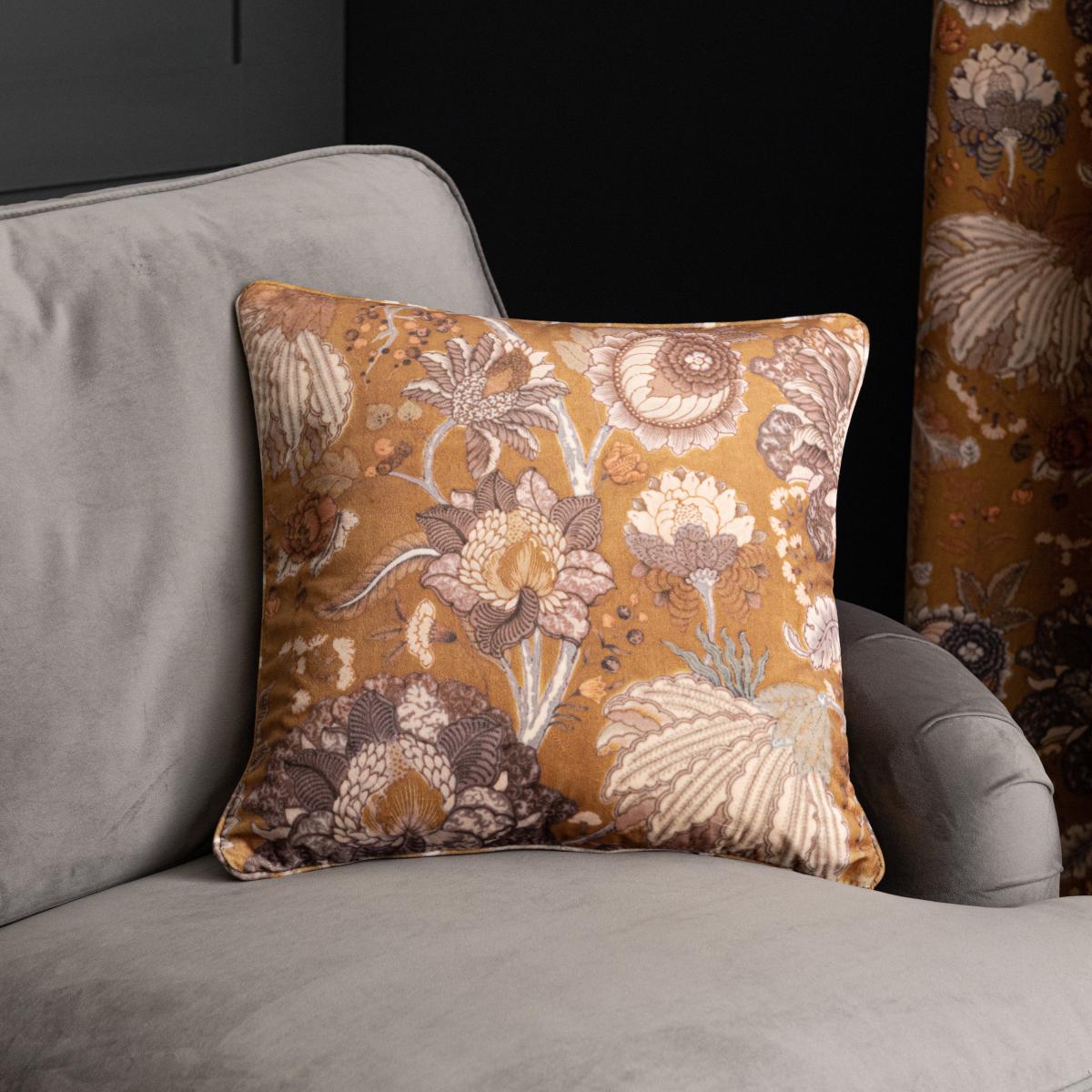 Rafaela Old Gold Cushion Gold/White – image 1