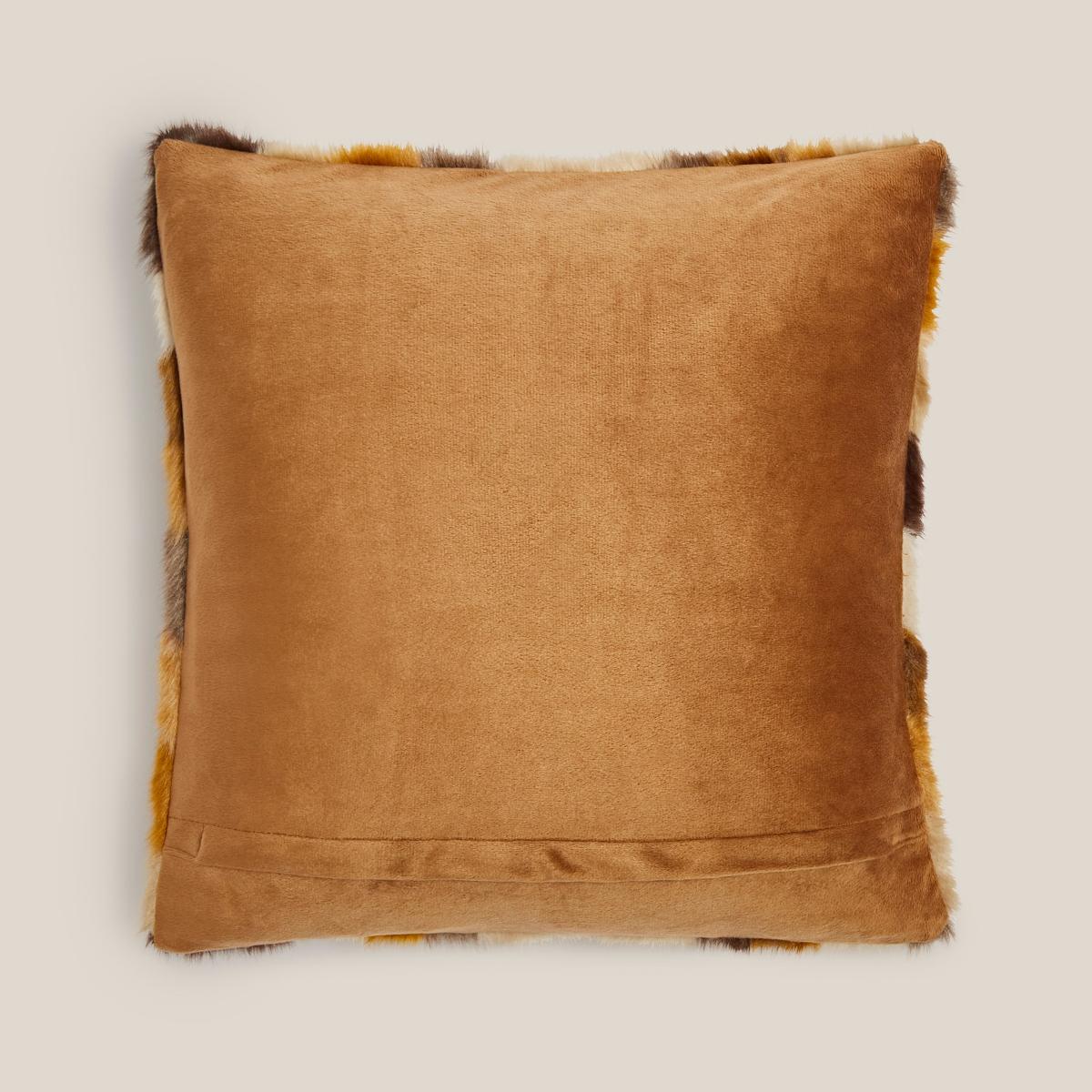 Eska Fur Natural Cushion Natural – image 3