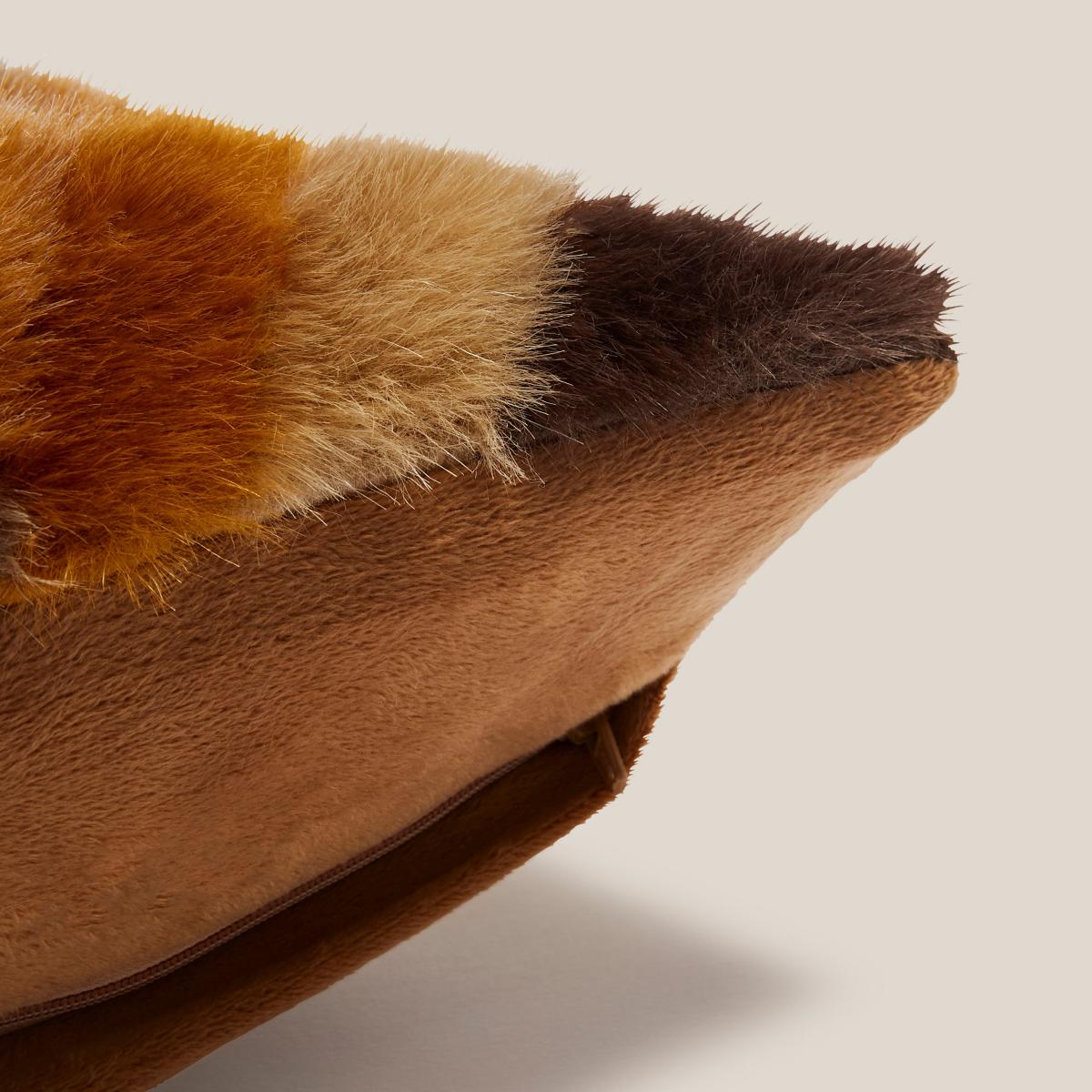 Eska Fur Natural Cushion Natural – image 5