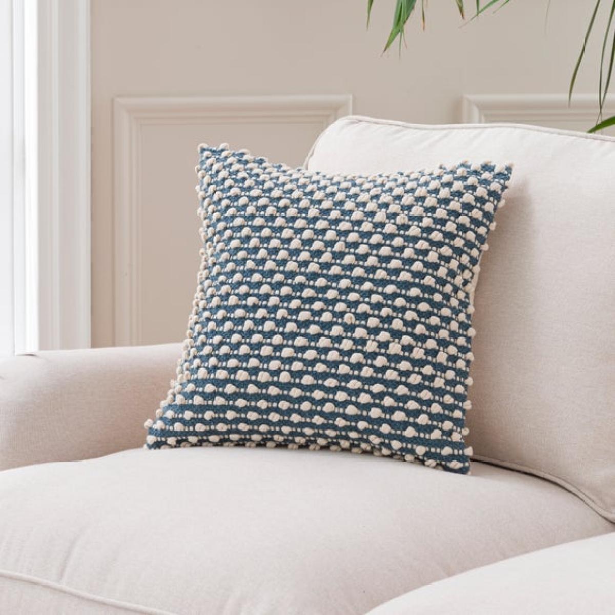 Jersey Bobble Square Cushion – image 1