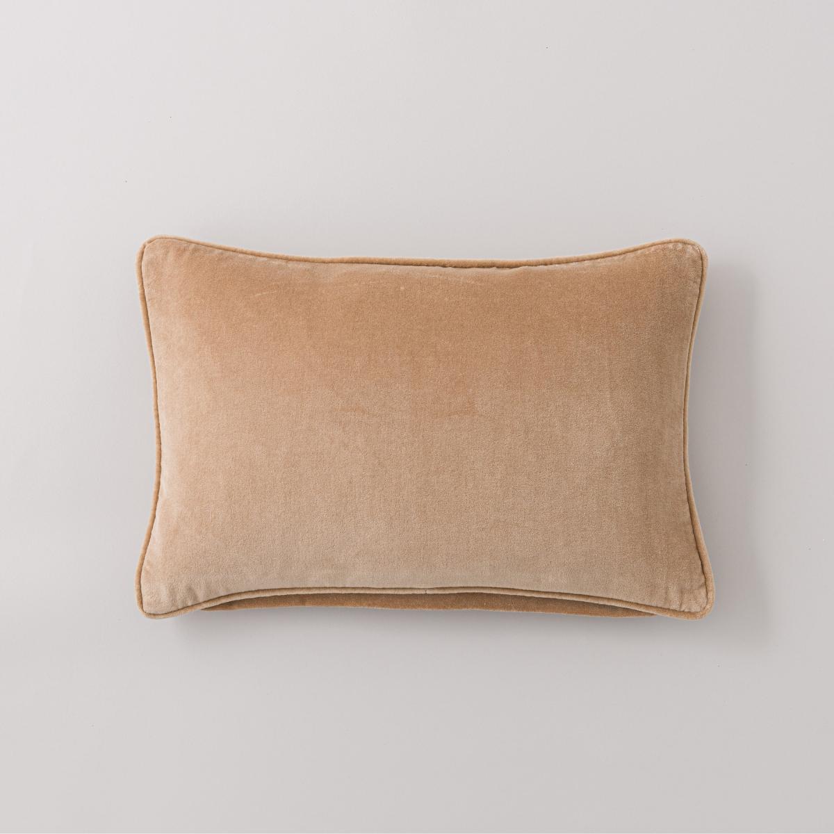 Clara Cotton Velvet Rectangle Cushion Warm Sand – image 2