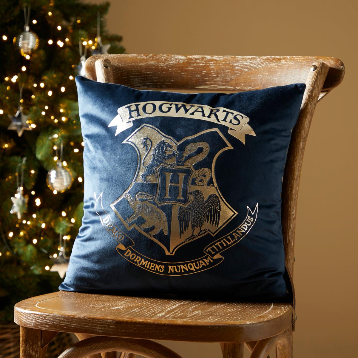 Harry Potter Printed Foil Navy Cushion Navy – image 1