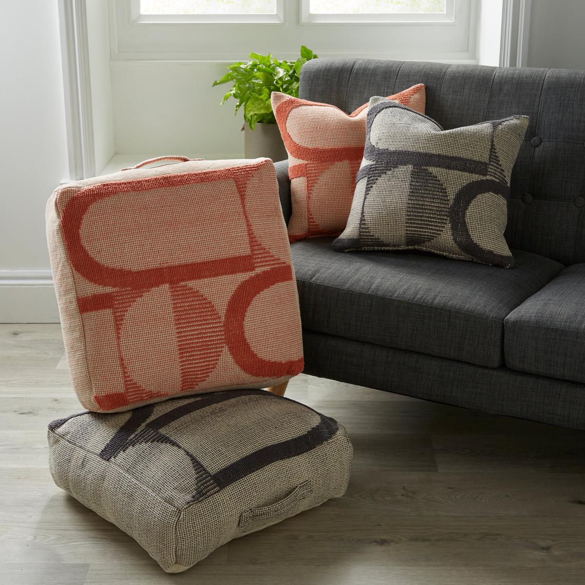 Elements Axel Floor Cushion Grey – image 5