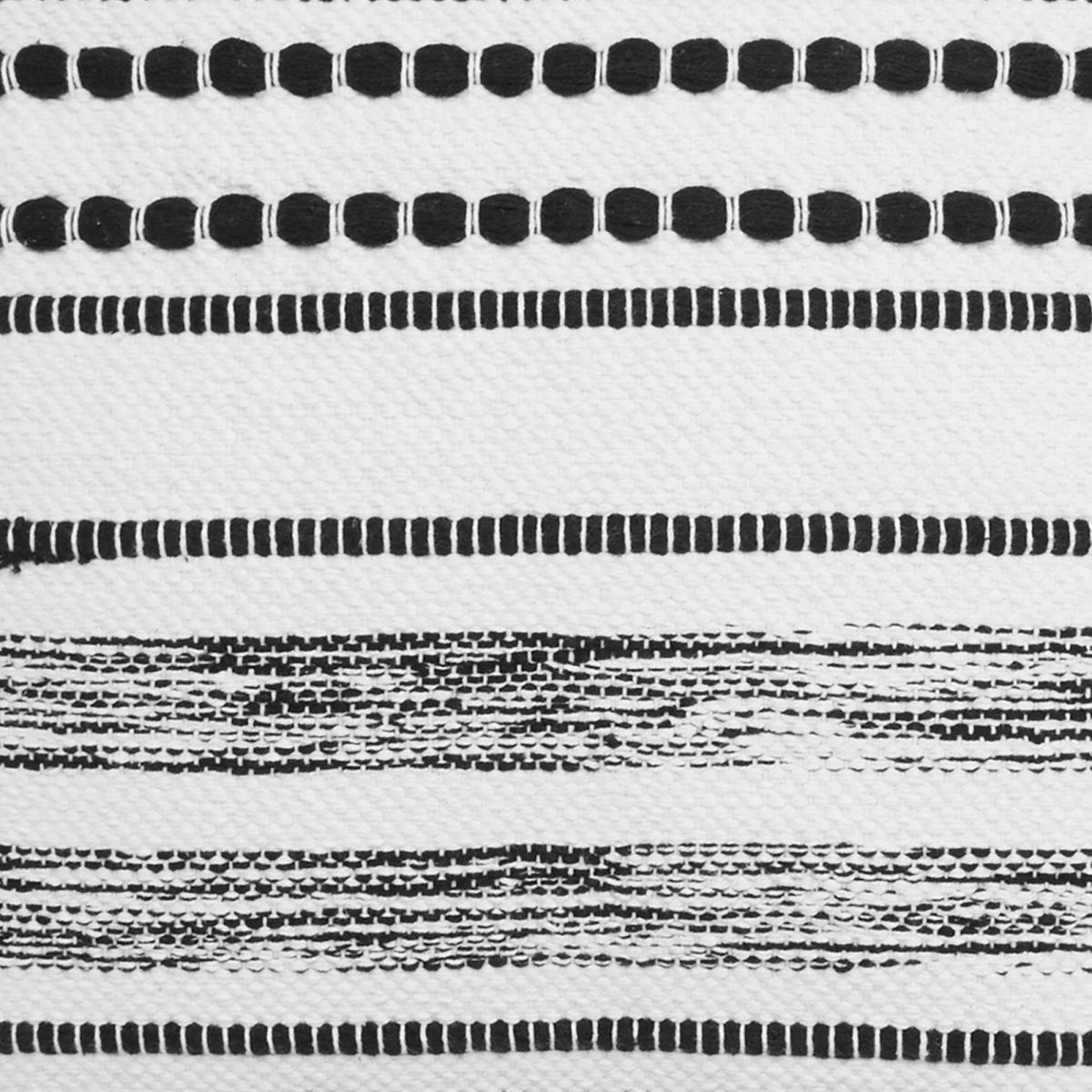 Finn Monochrome Cushion Black/white – image 2