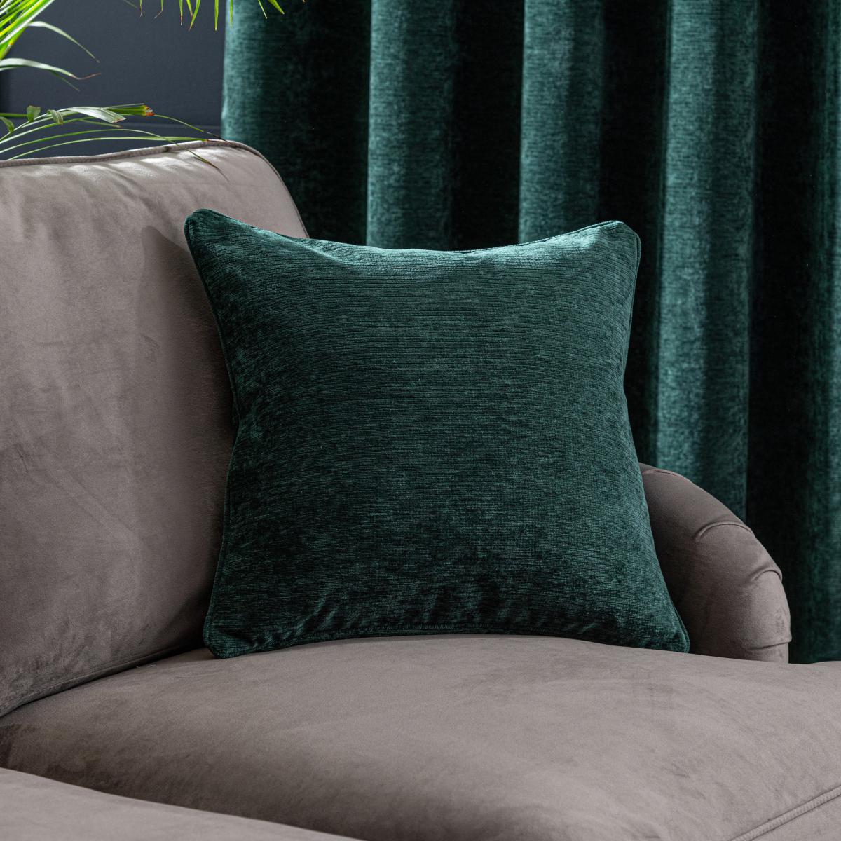 Malden Cushion Green – image 1