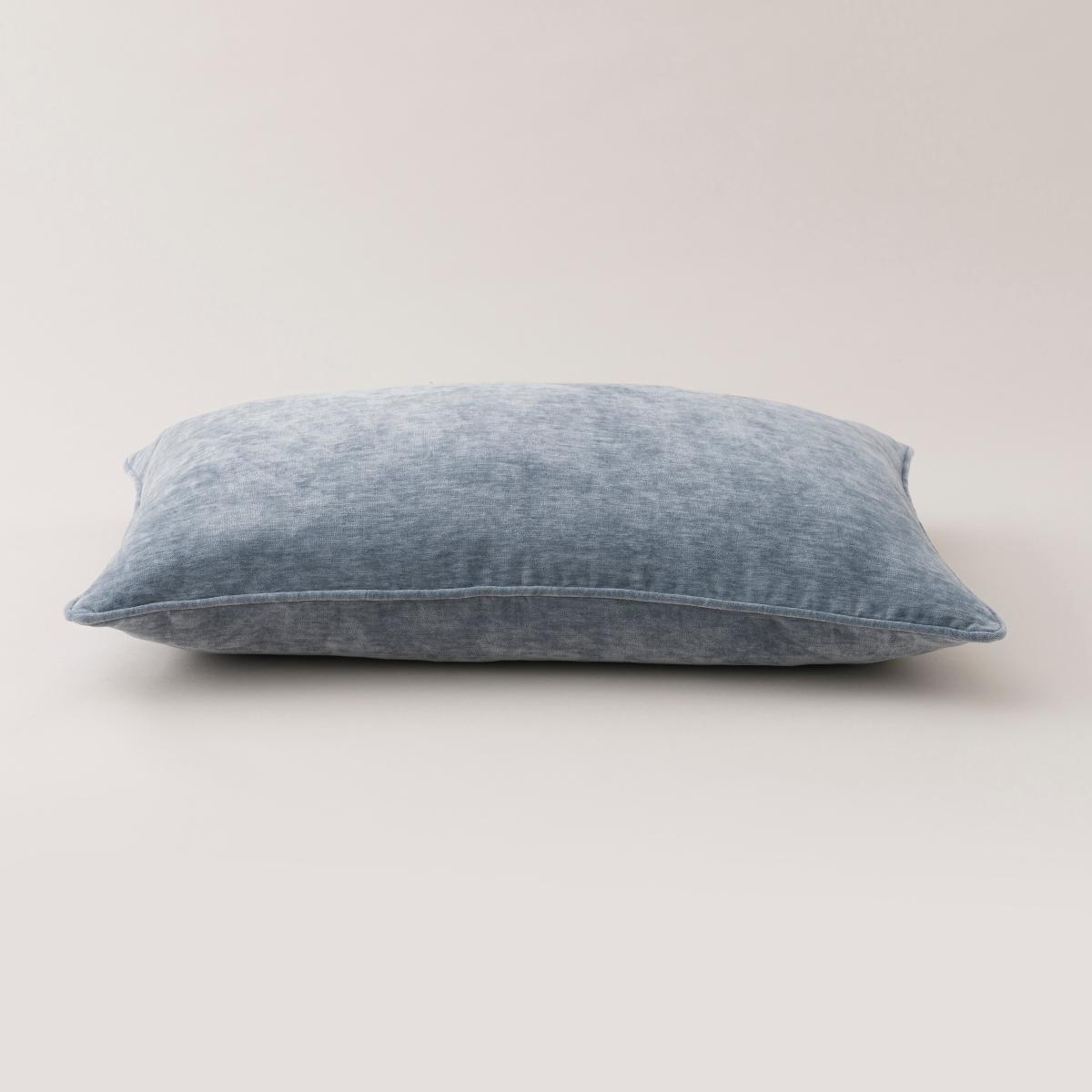 Vintage Chenille Rectangle Cushion Pacific Blue – image 4