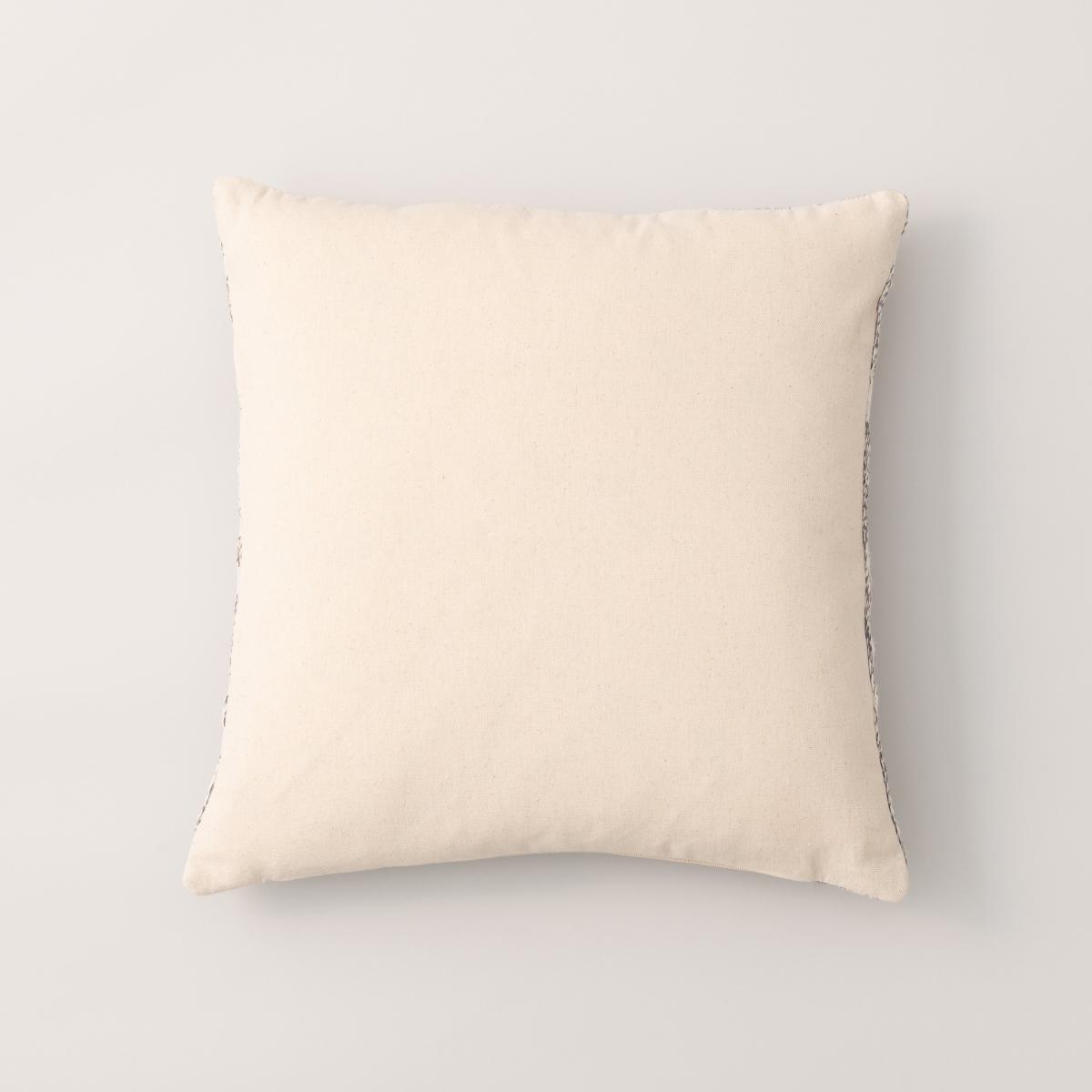 Stria Ogee Cushion Grey/White – image 5