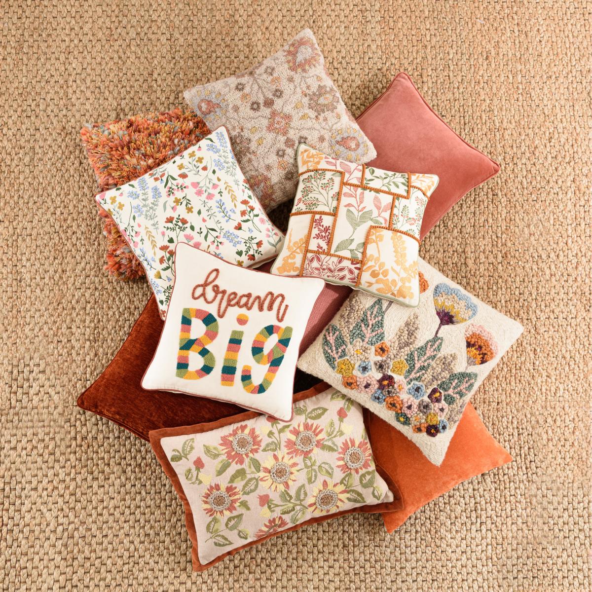 Oriental Hand Knot Cushion Natural – image 7