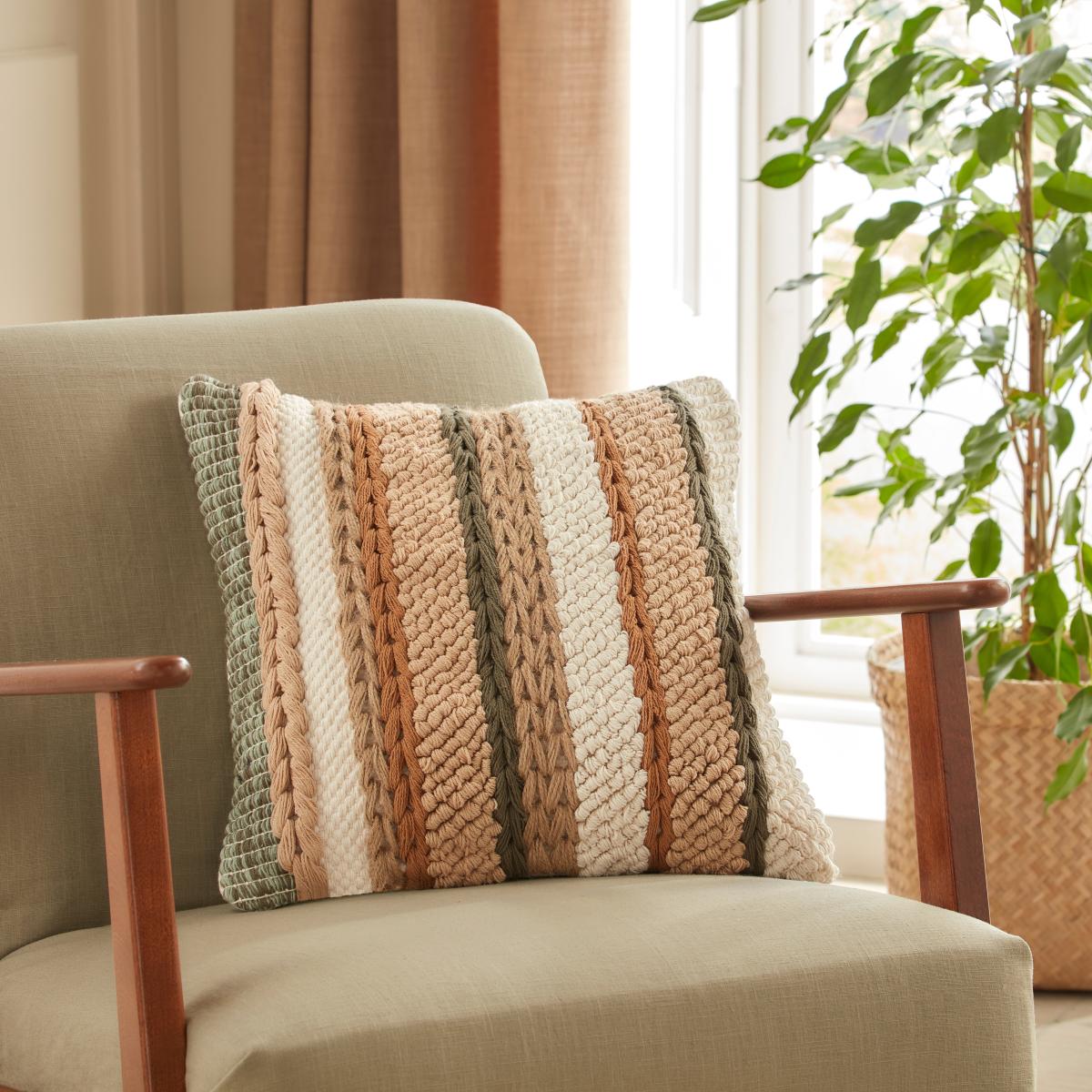Natural Plaited Cushion 43x43 Brown – image 1
