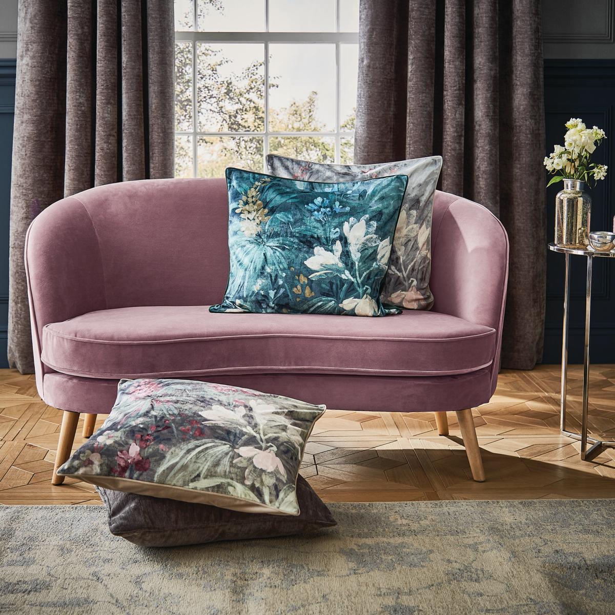Hyperion Interiors Anthea Floral Cushion Silver – image 3