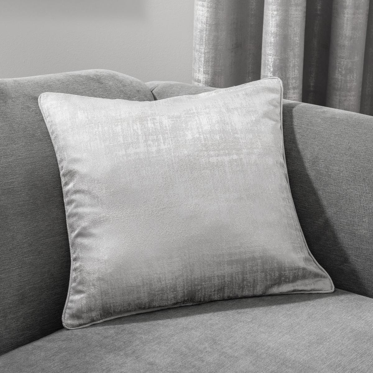 Dante Silver Cushion Silver – image 1