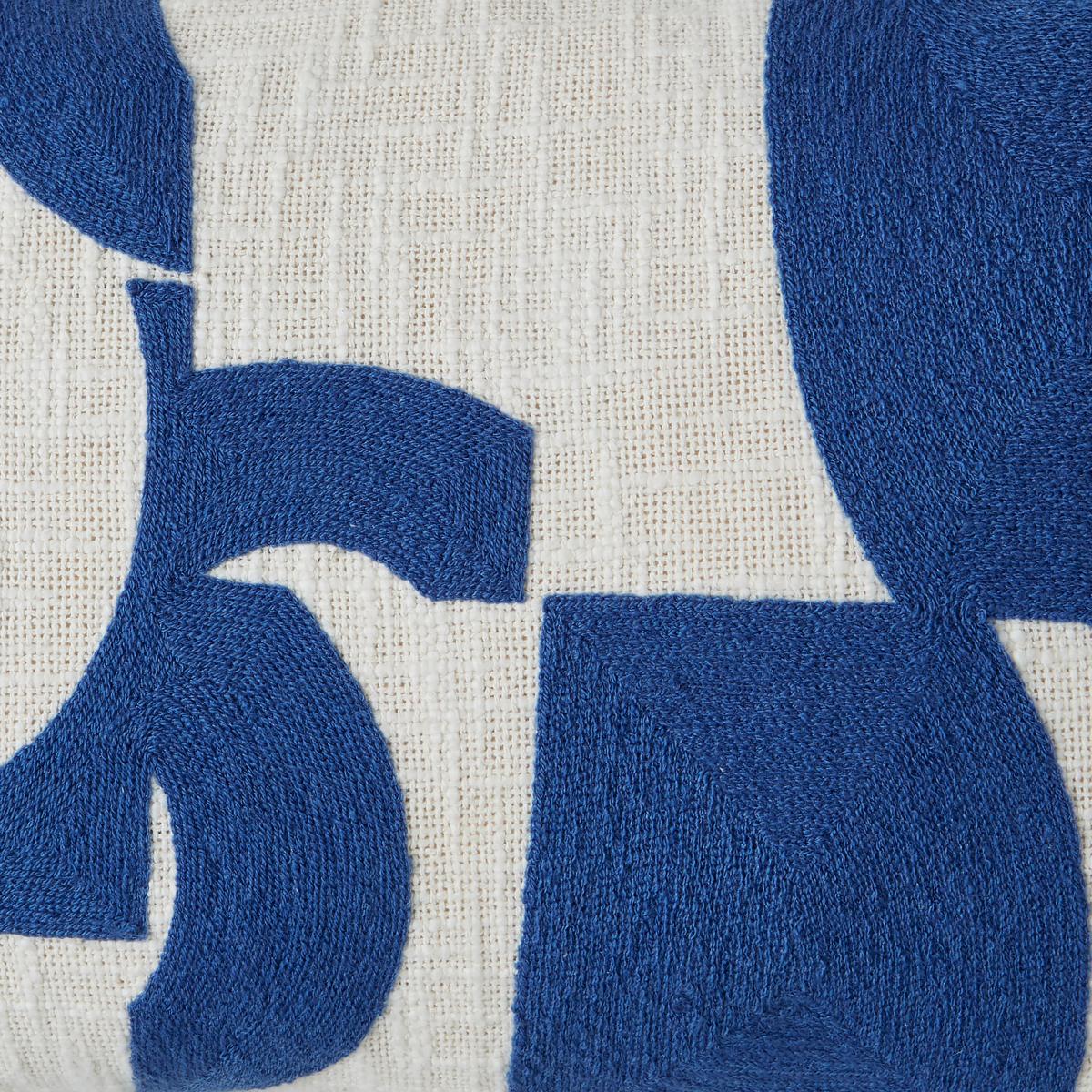 Elements Geometric Cushion Classic Blue – image 3