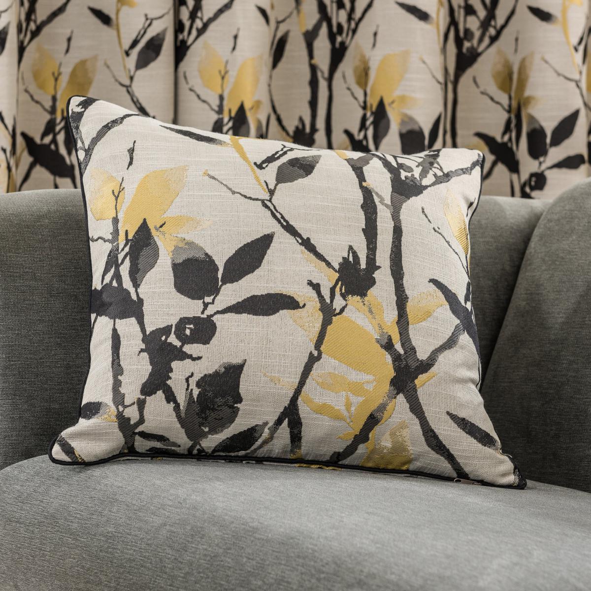 Zen Jacquard Cushion Gold – image 1