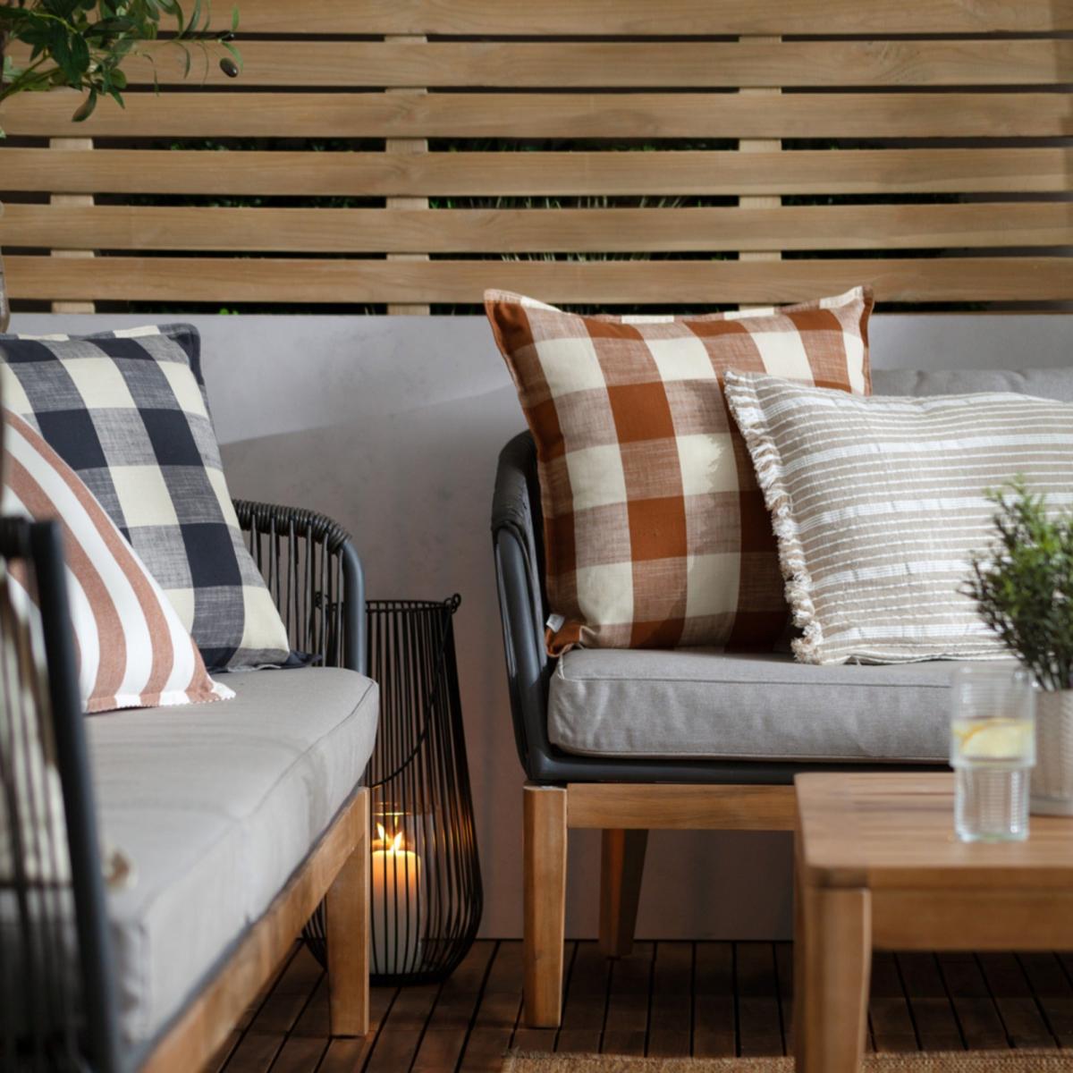 Yard Tide Rectangle Cotton Cushion – image 5