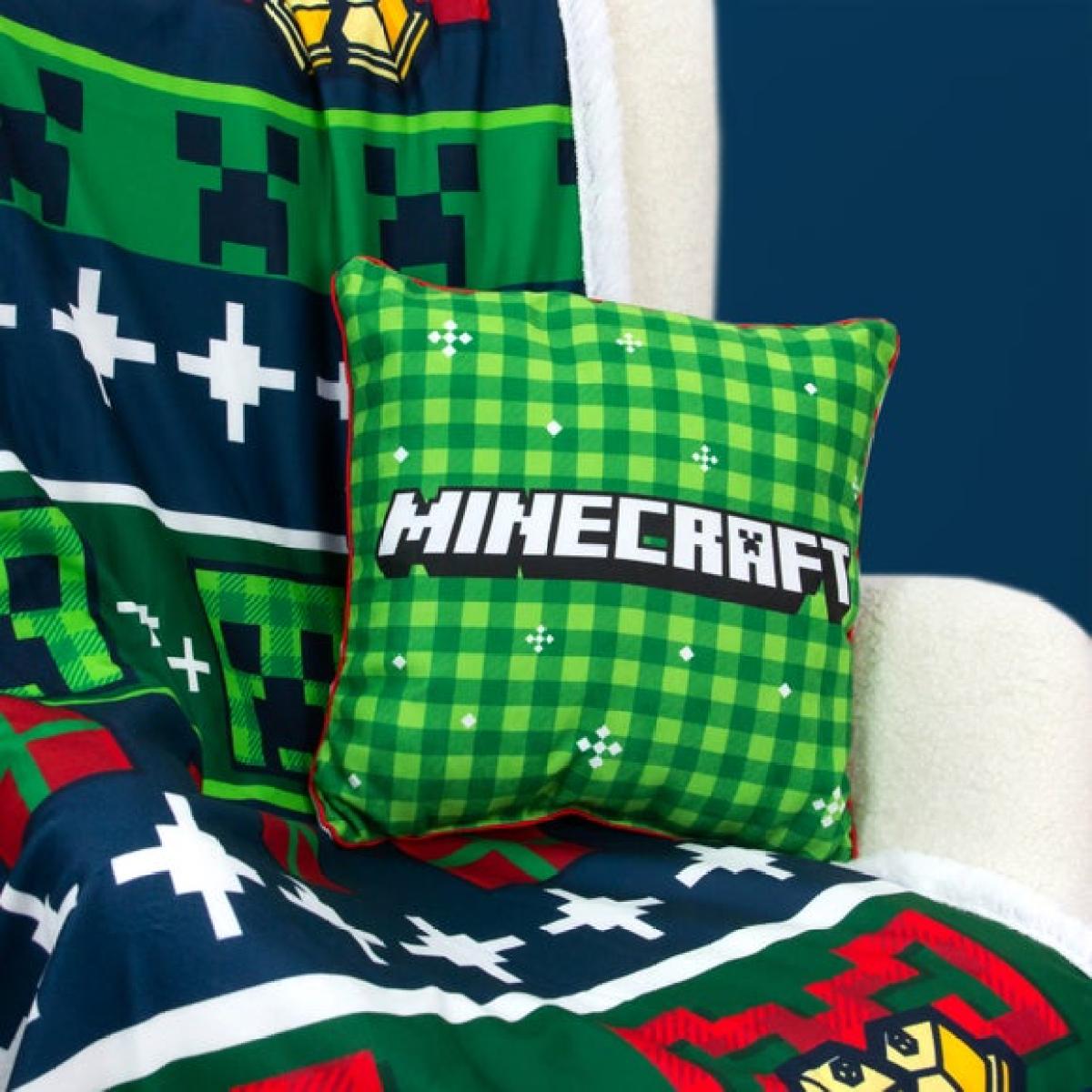 Minecraft Snowy Square Cushion – image 2