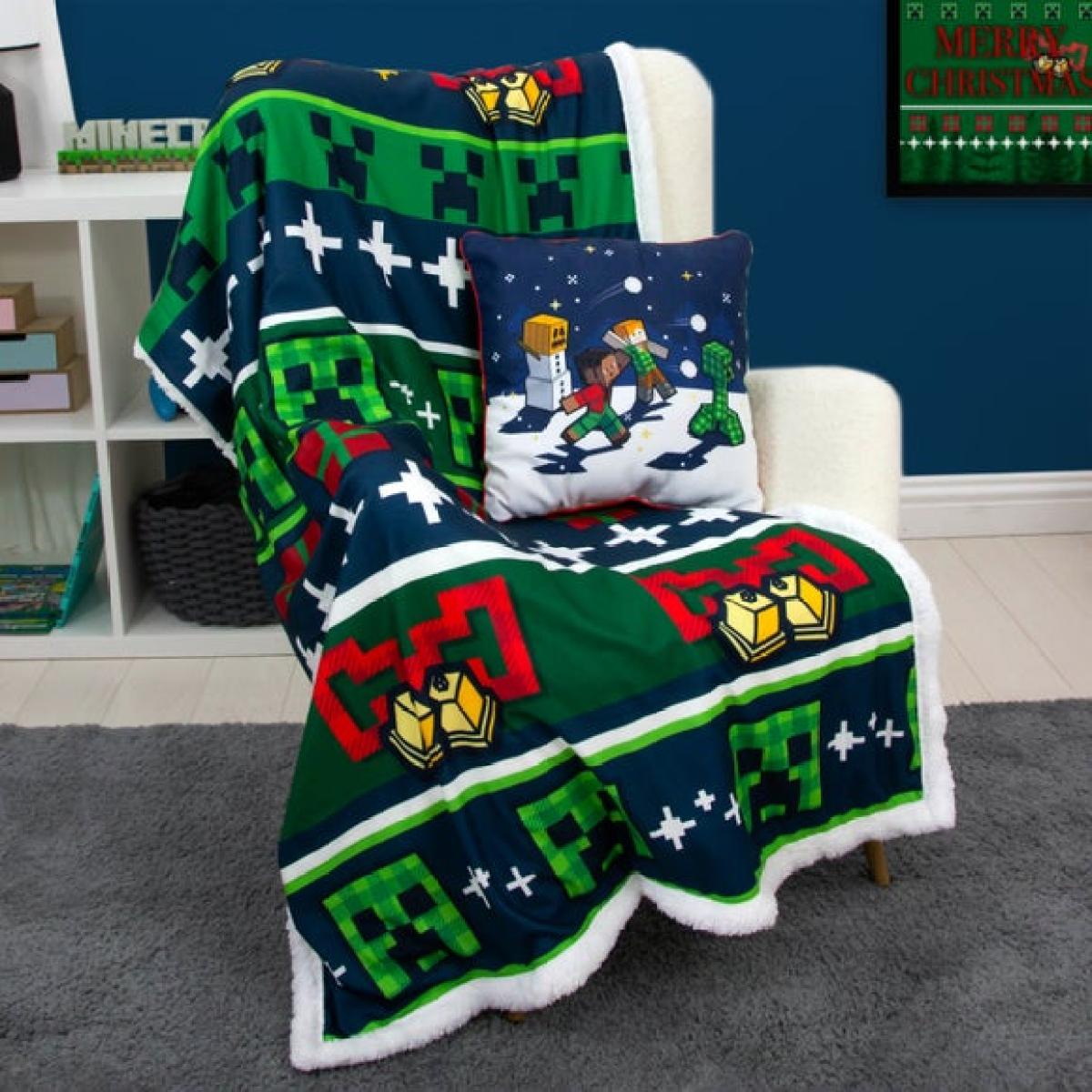 Minecraft Snowy Square Cushion – image 7