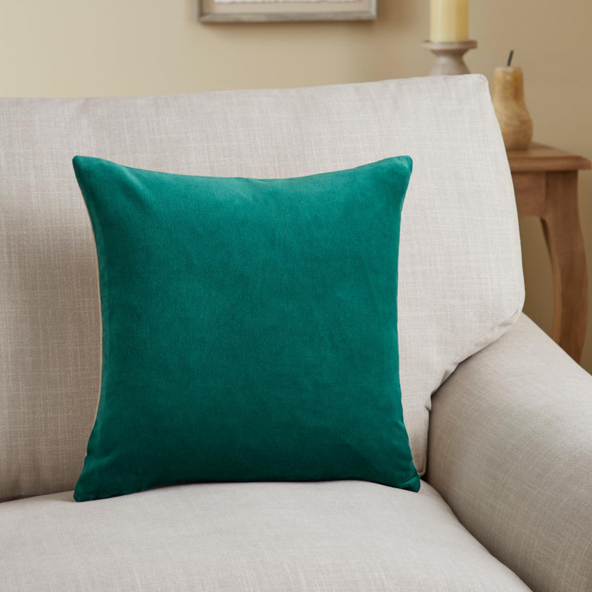 Cotton Velvet Cushion Emerald – image 1