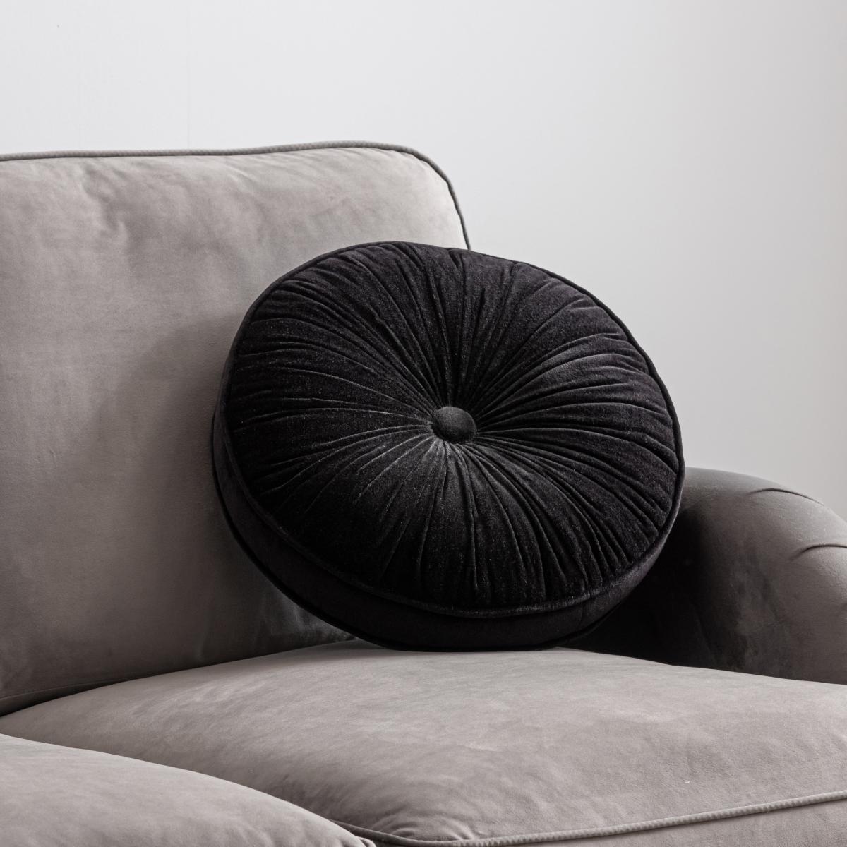 Clara Circular Cushion Black – image 1