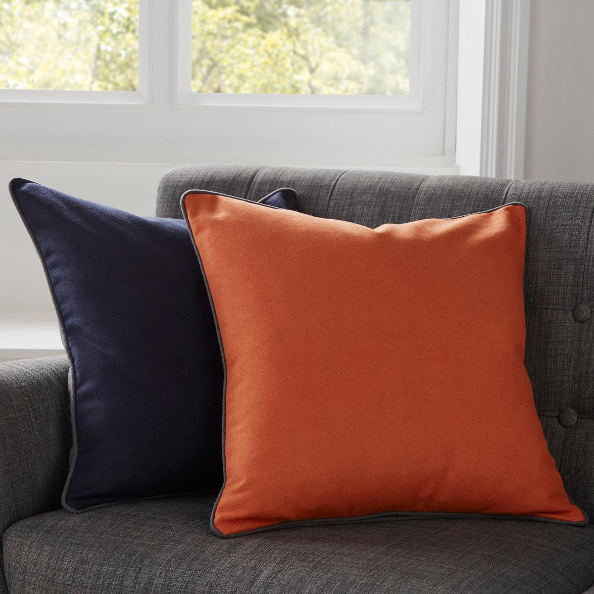Oscar Felt Cushion Navy Blue – image 6