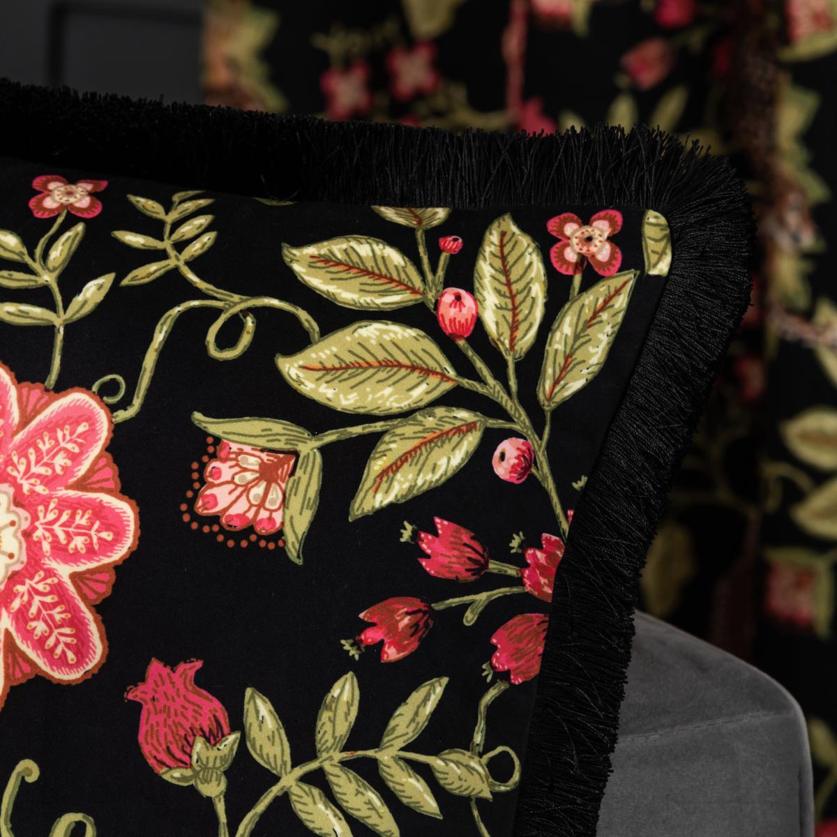 Paradise Square Cheetah Cushion Pink – image 3