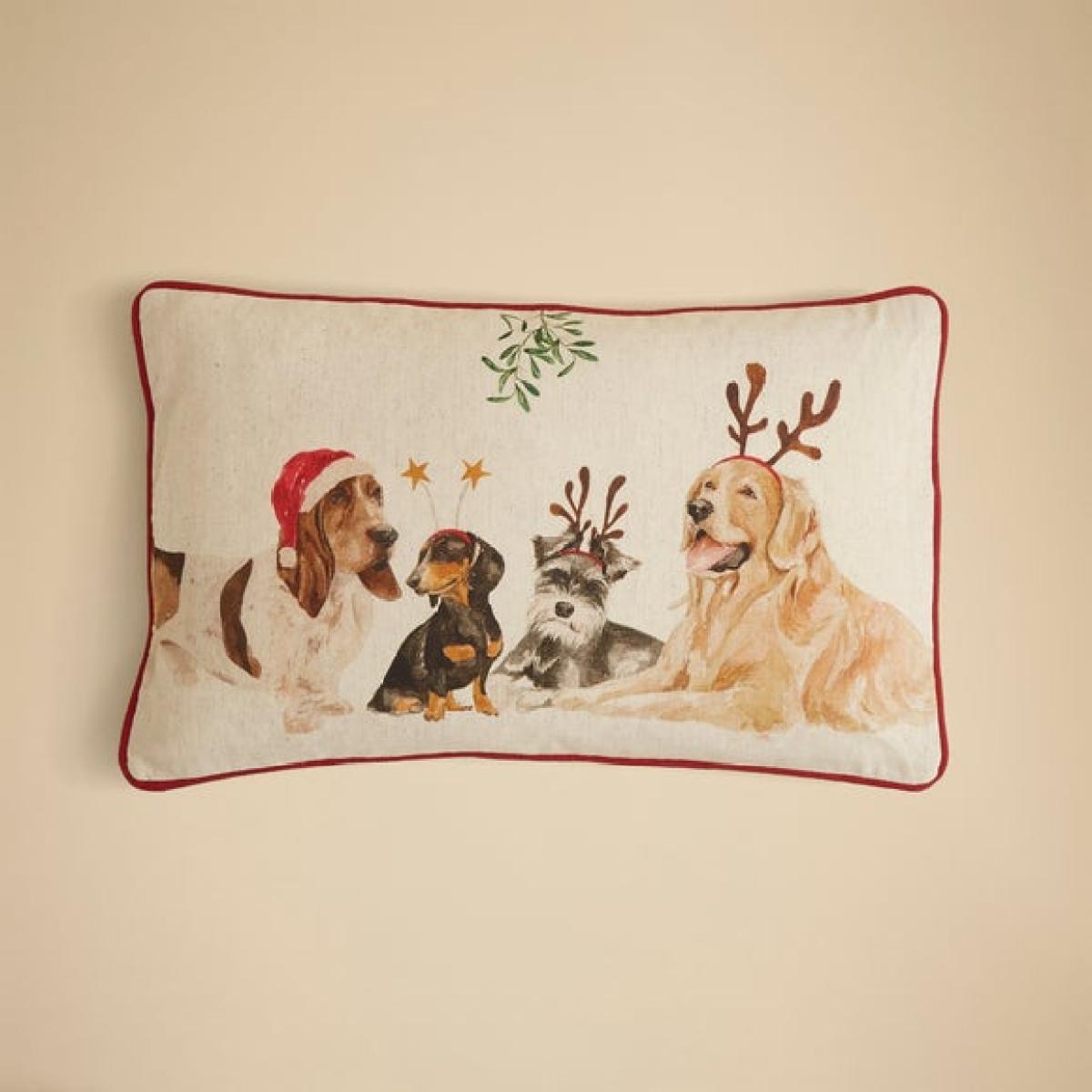 Christmas Dogs Rectangular Cushion – image 3