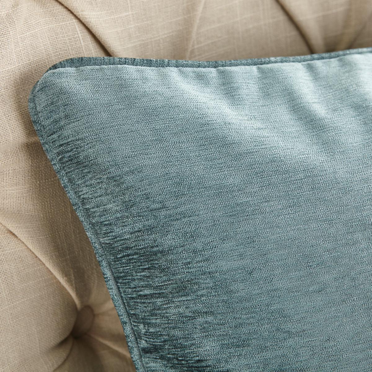 Lymington Cushion White – image 5
