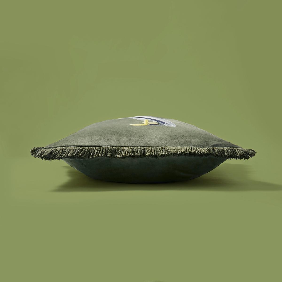 Pelican Cushion Olive – image 6